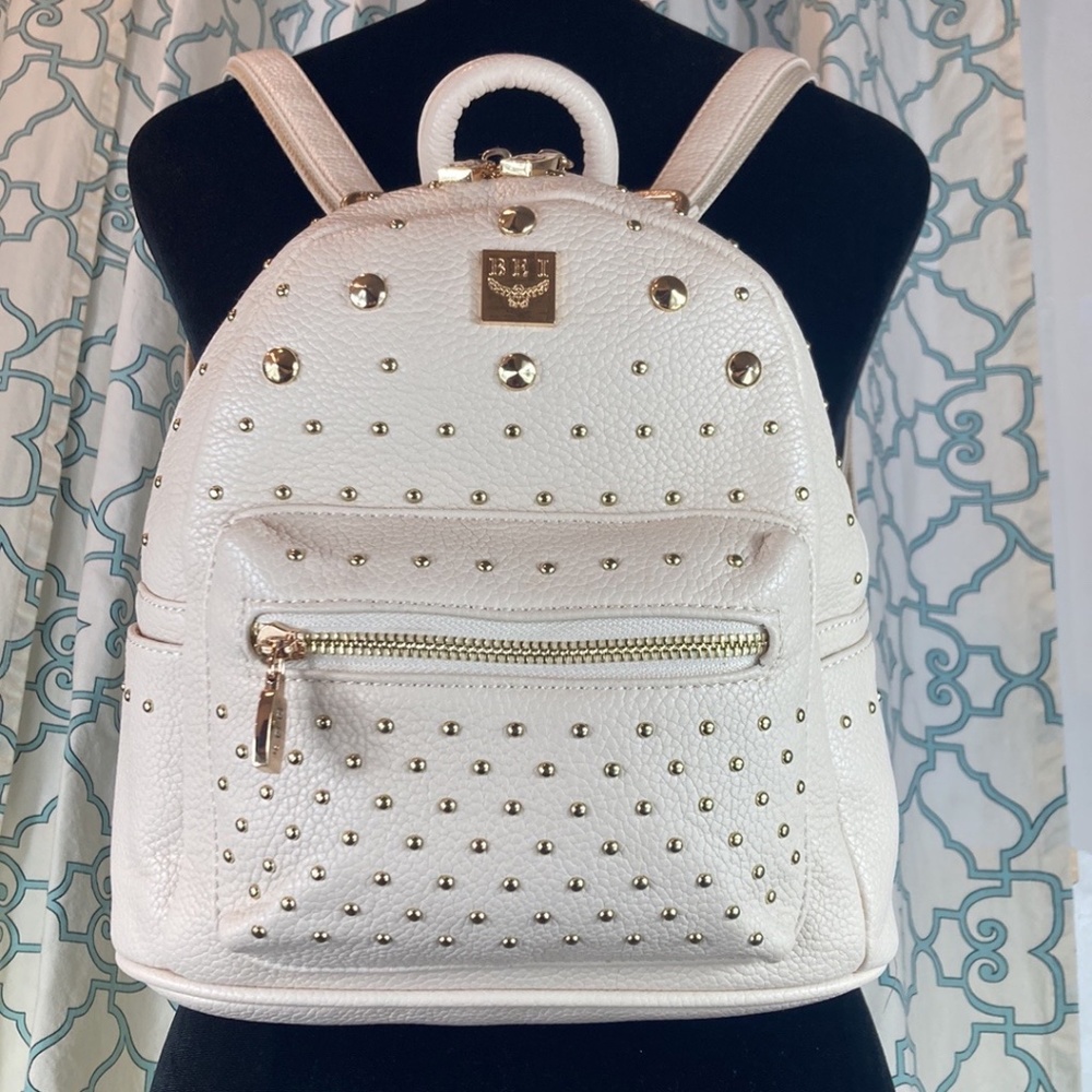 BeiBaoBao White Faux Leather Backpack